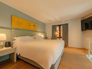 Suite, 1 King Bed, Terrace (Spa, Butler Service)