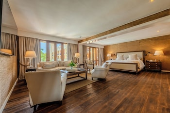 Presidential Suite, 1 King Bed (Butler Service)