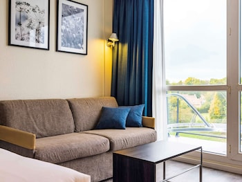 Standard Room, 1 Queen Bed with Sofa bed, Balcony