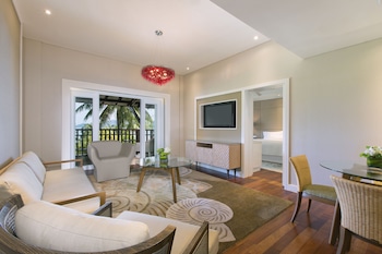 Suite, 1 Bedroom, Partial Ocean View