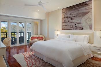 Room, 1 King Bed, Partial Ocean View