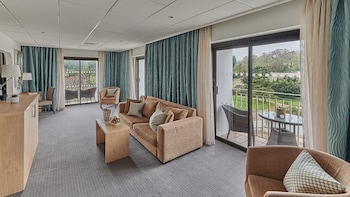 Suite, Non Smoking, Garden View