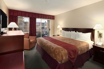 Room, 1 King Bed, Non Smoking