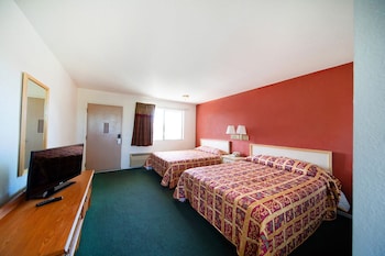 Standard Room, 2 Queen Beds, Non Smoking