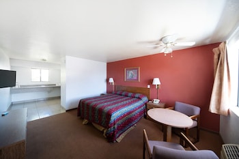 Studio Suite, 1 King Bed, Non Smoking