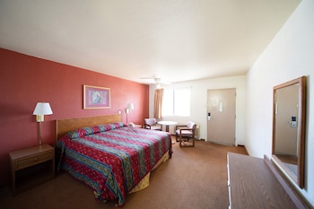 Studio Suite, 1 King Bed, Non Smoking