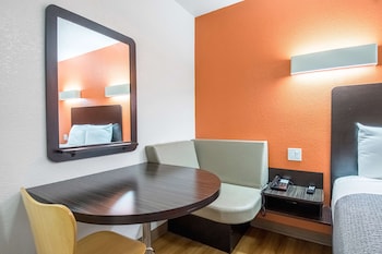 Deluxe Room, 2 Double Beds, Smoking, Refrigerator
