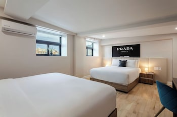 Deluxe Room, Multiple Beds