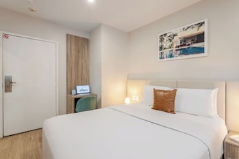 Deluxe Room, 1 Queen Bed