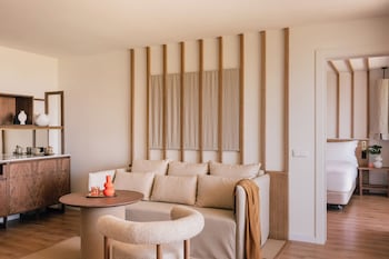 Suite, 2 Bedrooms (Ultimate ME 2+2)