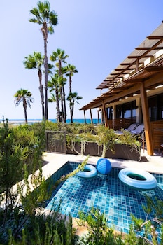 Garden Room with Outdoor tub