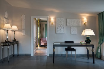 Penthouse Suite