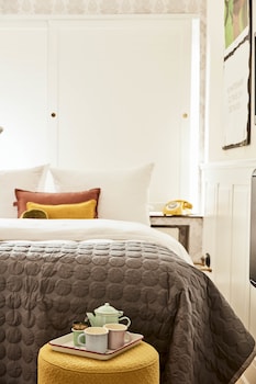 Standard Double Room (Small)