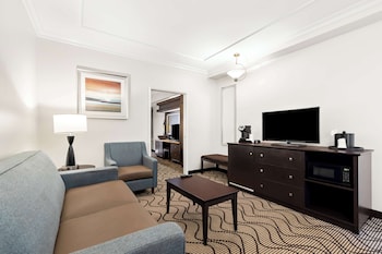 Suite, 2 Queen Beds, Accessible, Bathtub (with Sofabed)