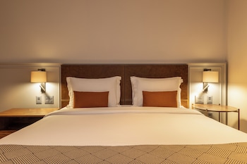 Executive Apartment, Balcony
