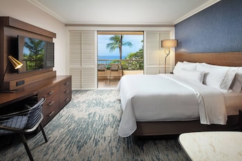 Guest Room, 1 King, Ocean View, Balcony