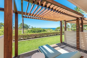 Guest room, 2 Queen, Partial Ocean View