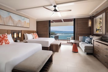 Room, 2 Double Beds, Oceanfront (Tower, Newly Renovated)
