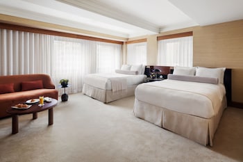 Deluxe Room, 2 Double Beds (Premier)