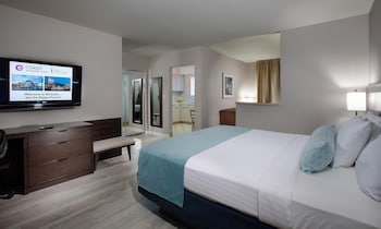 Suite, 1 King Bed (Coast Premium King Mini Suite)