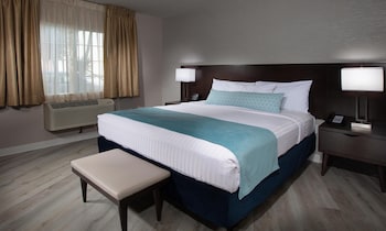 Premium King Suite, 1 King Bed (Coast Premium King Suite)