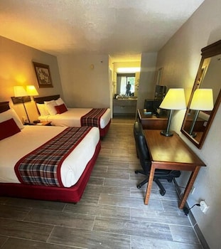 Room, 2 Queen Beds, Non Smoking