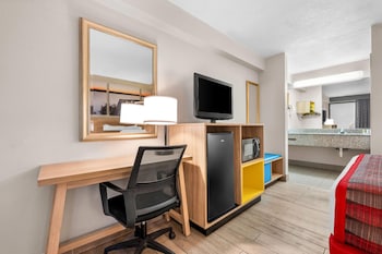 Room, 1 Queen Bed, Non Smoking