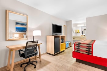 Room, 1 King Bed, Non Smoking