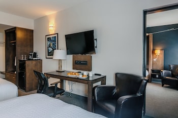 Family Room (Comfort)