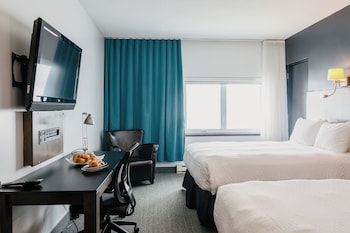Comfort Room, City View