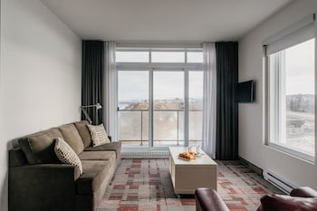 Signature Suite