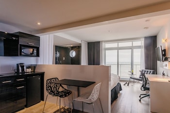 Suite (Panorama)