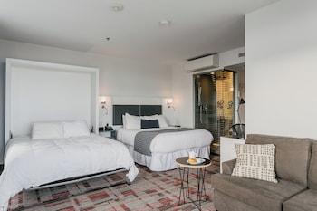 Signature Suite