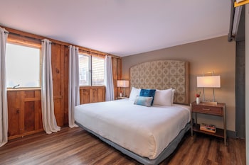 South Hill Suite