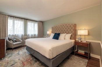 Cayuga Suite