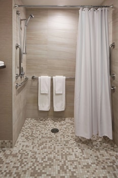 Room, 2 Double Beds (Mobility Accessible, Roll-in Shower)