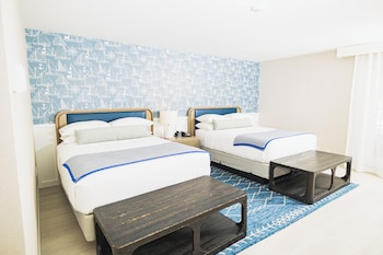 Standard Double Room, 2 Queen Beds, City View