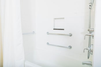 Standard Double Room, 2 Queen Beds, Bathtub Grab Bars, City View