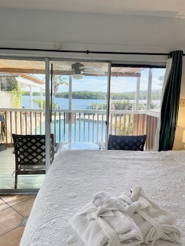 Cottage, Bay View (SouthWest Room)
