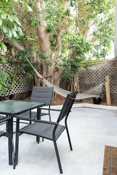 Cottage, Bay View (Key West Room)