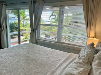 Cottage, Bay View (Key West Room)