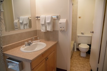 Hotel Room, Queen Twin, Kitchen