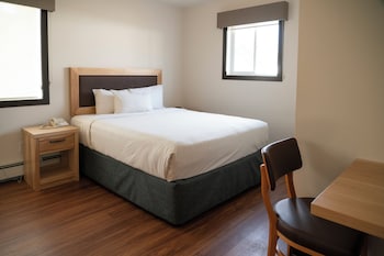Studio, 1 Queen Bed