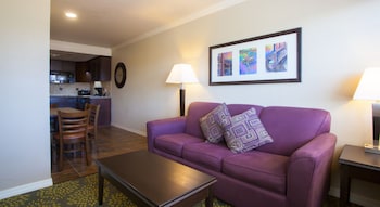 One-Bedroom Bridge View Resort Suite