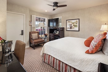 Traditional Room, 1 King Bed