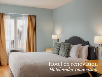 Renovation Special Offer Luxury King Room