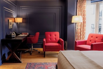 Comfort Room, 1 Queen Bed
