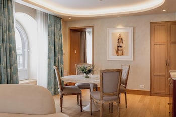 Panoramic Suite