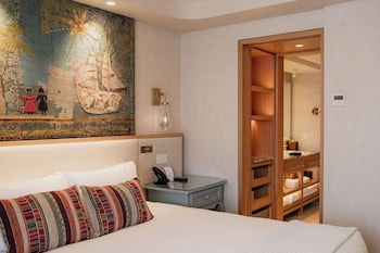 Panoramic Suite