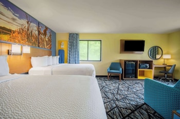 Studio Suite, 2 Queen Beds, Non Smoking